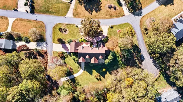 24 River DR, Granite Falls, NC 28630