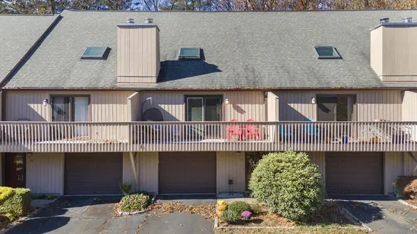 29 Moss Avenue #13, Seymour, CT 06483