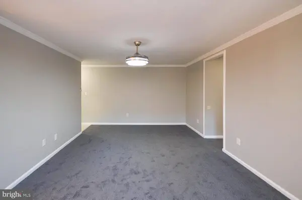 3809 SAINT BARNABAS RD #T 102, Suitland, MD 20746