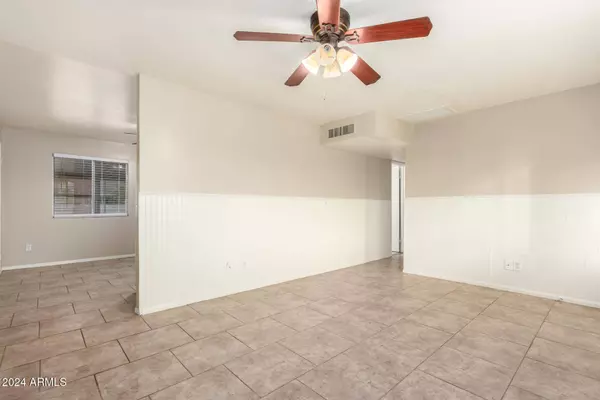 8870 W CORONADO Drive, Arizona City, AZ 85123