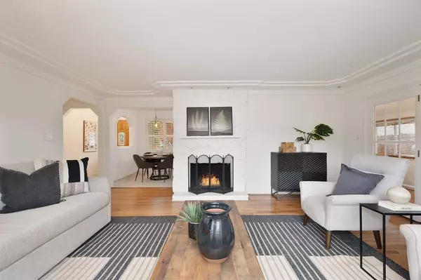 1130 Avon WAY, Folsom, CA 95630