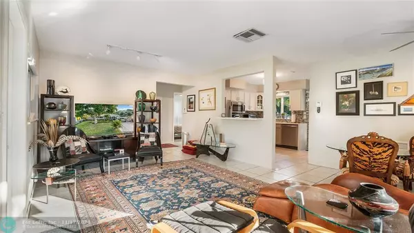 420 NW 39th St, Oakland Park, FL 33309