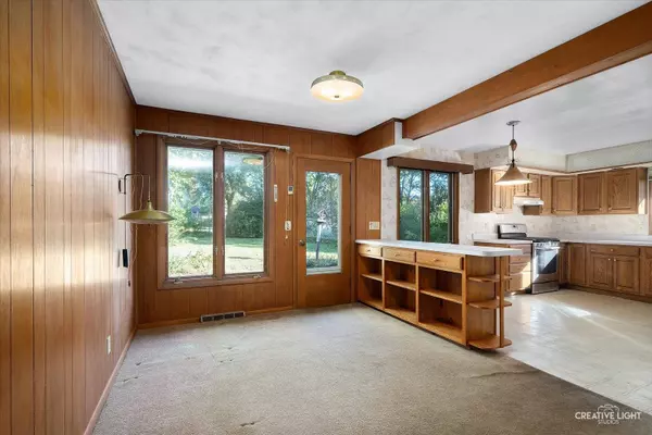 108 Monna ST, Sugar Grove, IL 60554