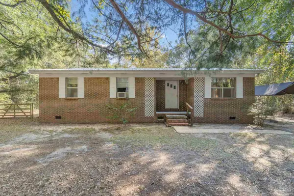 1506 Dads Rd, Baker, FL 32531