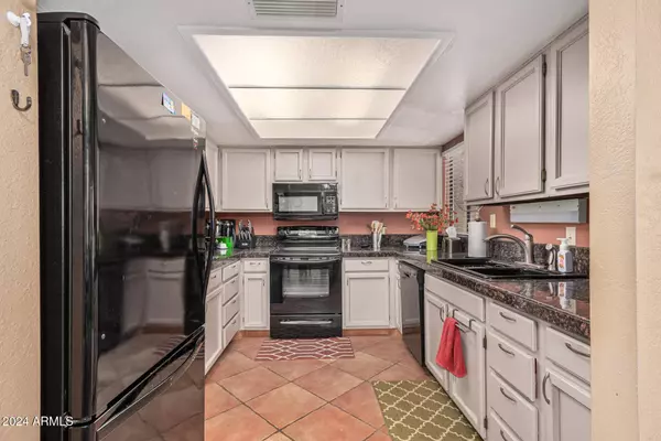 5518 E LINDSTROM Lane #3032, Mesa, AZ 85215