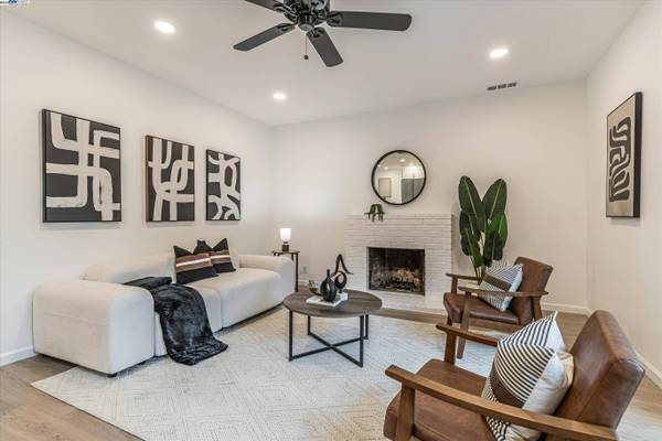 7770 Arrowhead Pl, Newark, CA 94560