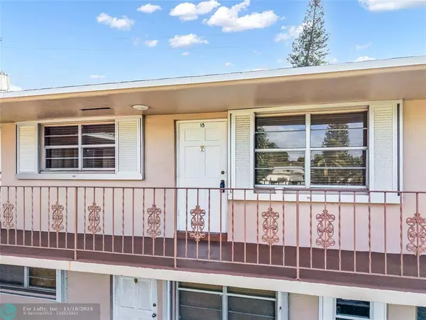 1710 Mckinley St  #15, Hollywood, FL 33020