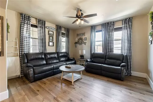 3346 Lincoln AVE, Clovis, CA 93619