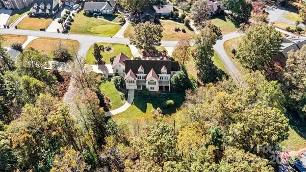 24 River DR, Granite Falls, NC 28630