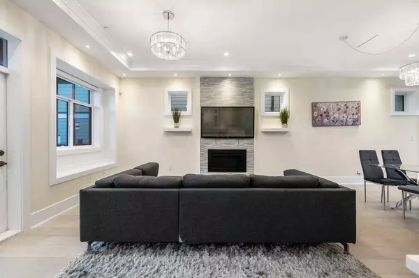 288 E 59TH AVE, Vancouver, BC V5X 1X9