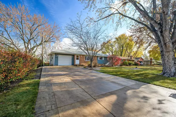 4316 Aquila AVE N, New Hope, MN 55428