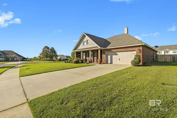 660 Darley Circle, Gulf Shores, AL 36542
