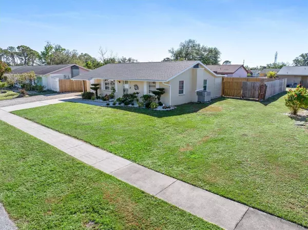 8253 GALLO AVE, North Port, FL 34287