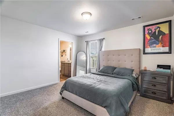 920 S Crow St, Siloam Springs, AR 72761