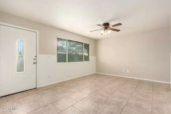 8870 W CORONADO Drive, Arizona City, AZ 85123