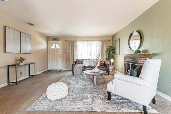 26051 Eastman Ct, Hayward, CA 94544