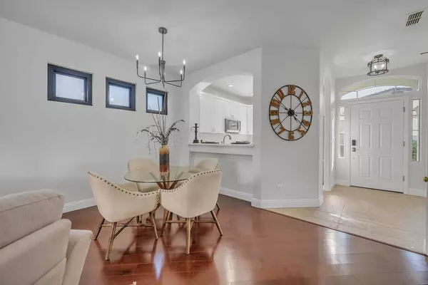 275 Marsalla DR, Folsom, CA 95630