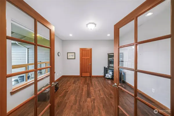 9358 Welkers RD, Blaine, WA 98230