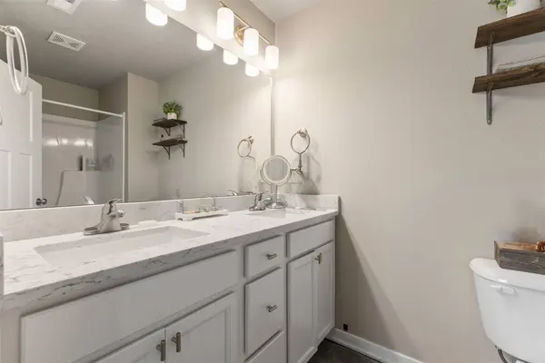 1021 NE 58th Lane, Ankeny, IA 50021