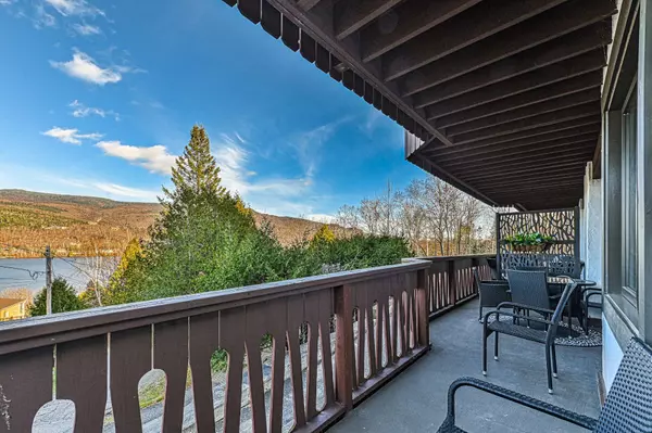 211 Ch. de Lac-Tremblant-Nord #491, Mont-Tremblant, QC J8E1B9