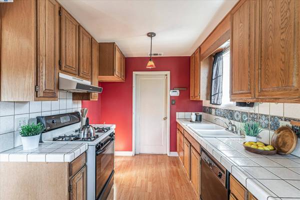 26051 Eastman Ct, Hayward, CA 94544