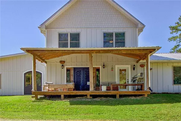 860 N WALKERS MILL RD, Griffin, GA 30223