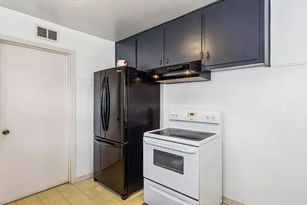 3332 S Gold St, Wichita, KS 67217