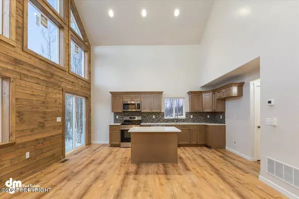 834 N Lilly DR, Wasilla, AK 99652