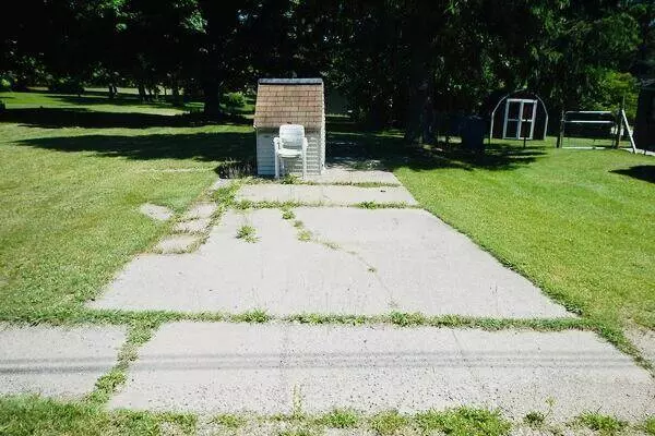 302 Paw Paw St. Street, Decatur, MI 49045