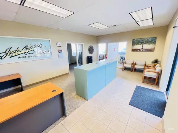 383 N Orchard St, Boise, ID 83706