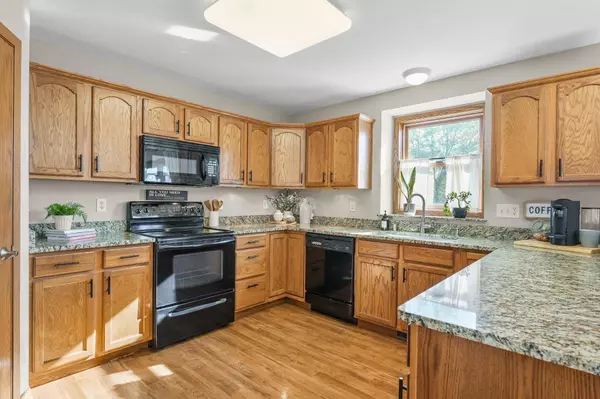 7229 Iris Bloom Drive, Madison, WI 53719