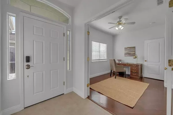 275 Marsalla DR, Folsom, CA 95630