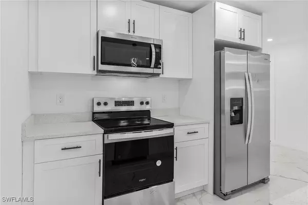 4868/4870 24th ST SW, Lehigh Acres, FL 33973