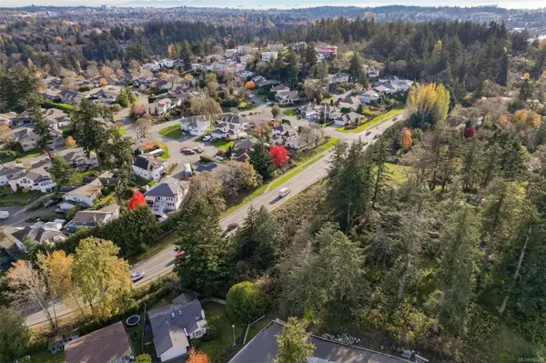 0 Helmcken Rd, Saanich, BC V8Z 2V3