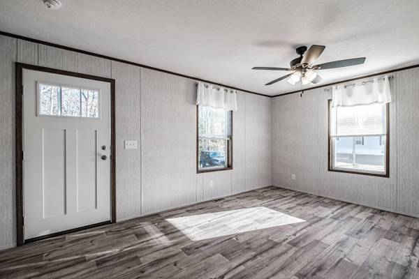 52 Lakewood DR, Limington, ME 04049