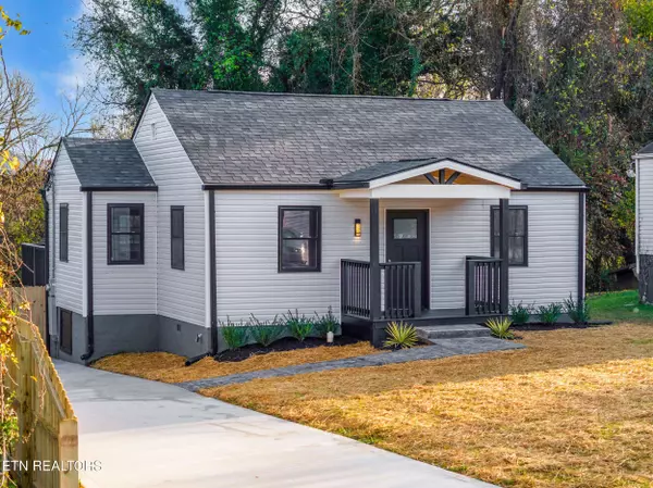 2032 Seminole Ave, Knoxville, TN 37915