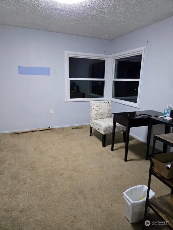 10034 20th AVE SW, Seattle, WA 98146