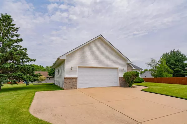 654 Millrun Circle, Sun Prairie, WI 53590