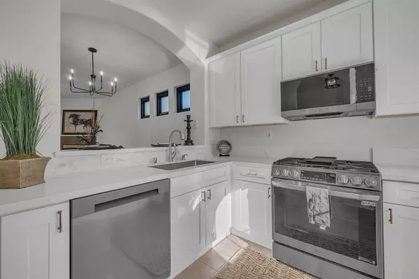 275 Marsalla DR, Folsom, CA 95630