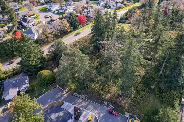 0 Helmcken Rd, Saanich, BC V8Z 2V3