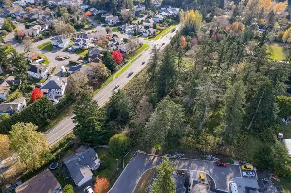 0 Helmcken Rd, Saanich, BC V8Z 2V3