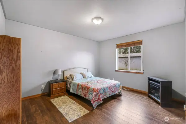 9358 Welkers RD, Blaine, WA 98230