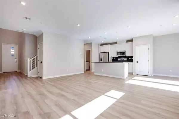 4365 Sunburst Spring Avenue, Las Vegas, NV 89141