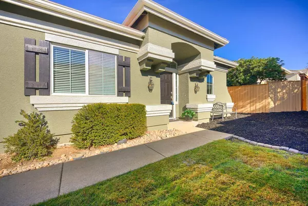 275 Marsalla DR, Folsom, CA 95630