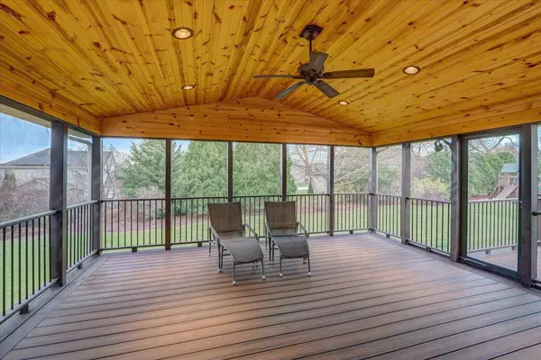 336 Oakmont Street, Oregon, WI 53575