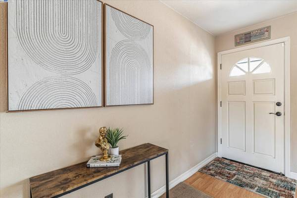 26051 Eastman Ct, Hayward, CA 94544