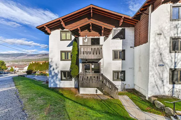 211 Ch. de Lac-Tremblant-Nord #491, Mont-Tremblant, QC J8E1B9