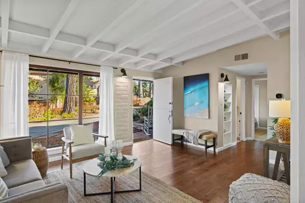 244 Grove Acre AVE, Pacific Grove, CA 93950