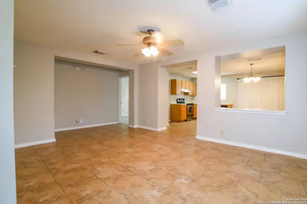 10135 SILVER PARK, San Antonio, TX 78254-6003