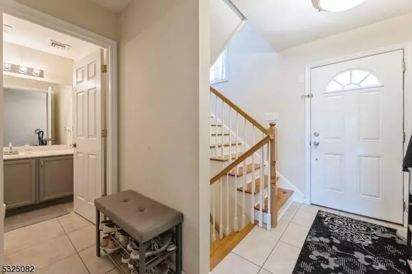 15 Kristen Ct, Hardyston Twp., NJ 07419